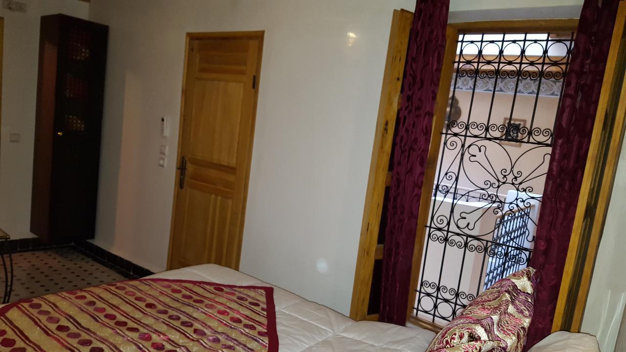 Dar Nour Fes Hotel Exterior photo