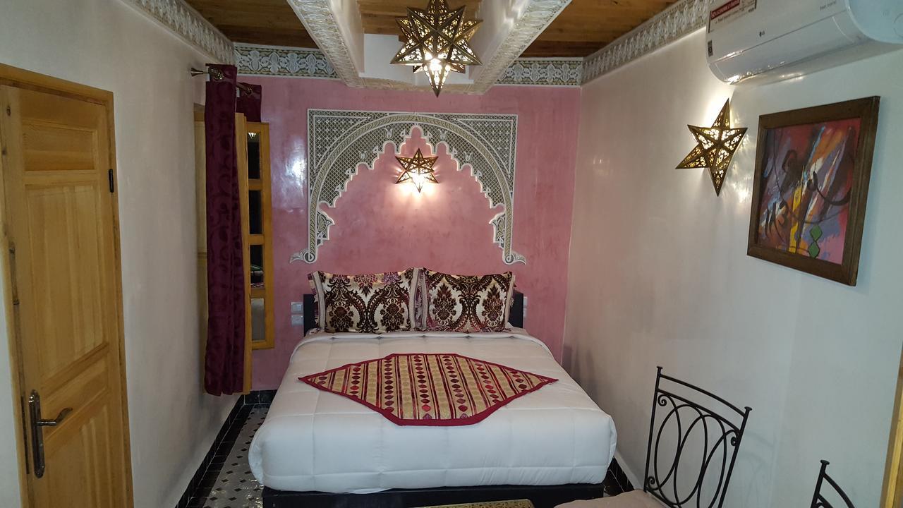 Dar Nour Fes Hotel Exterior photo